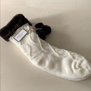 BNWT BCBGeneration cozy socks